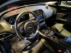 جاكوار XE